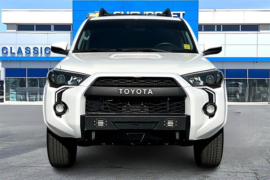 2024 Toyota 4Runner SR5 photo 2