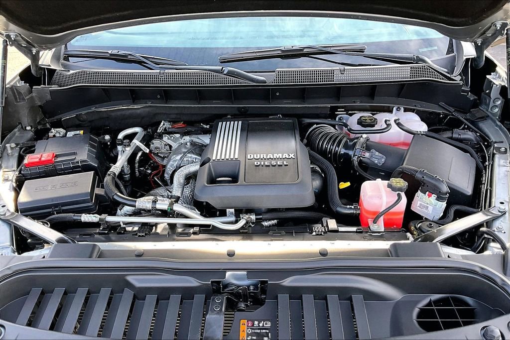 2025 Chevrolet Silverado 1500 LT - Photo 11