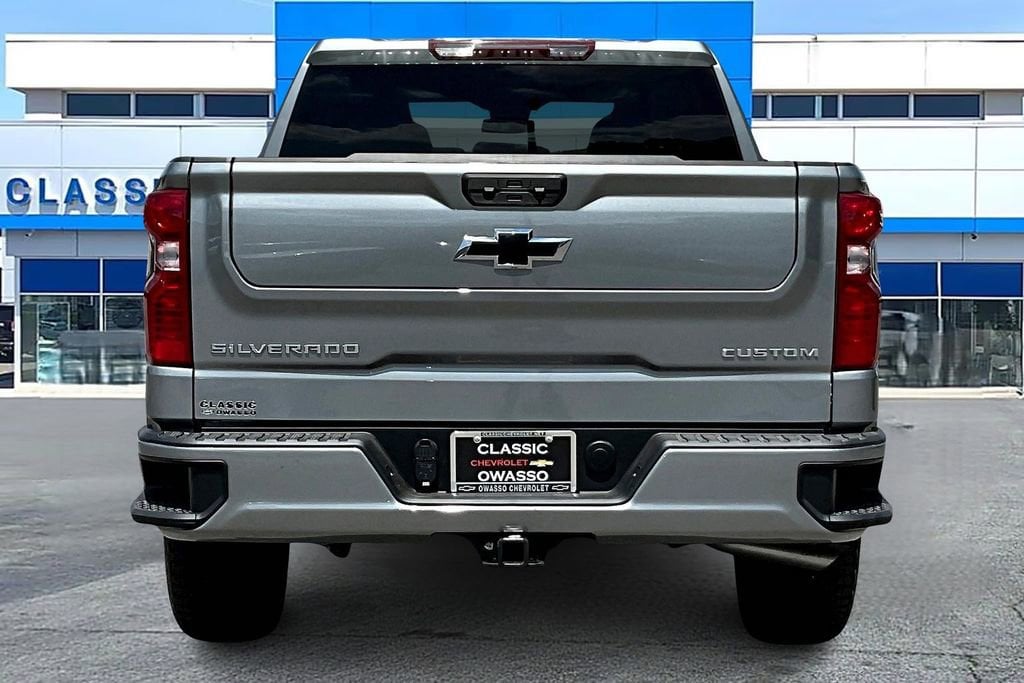 New 2026 Chevrolet Silverado 1500 Custom Truck