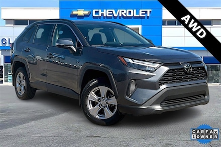 2023 Toyota RAV4 XLE