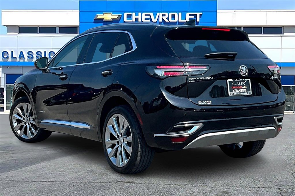 2023 Buick Envision Avenir photo 2