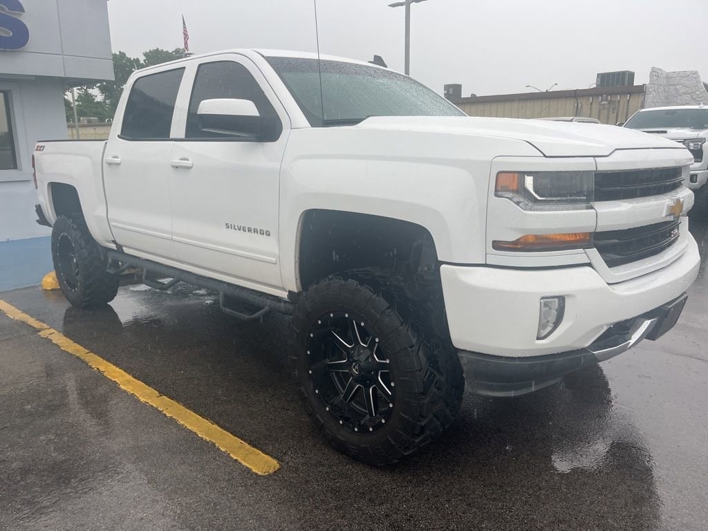 2017 Chevrolet Silverado 1500 LT Z71 4X4 Crew Cab Short Box's photo