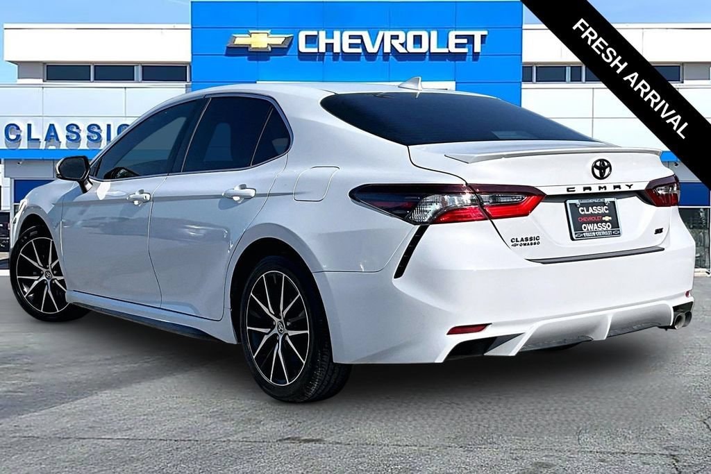 Used 2024 Toyota Camry SE