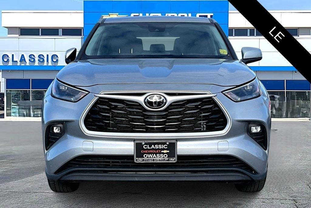 Used 2024 Toyota Highlander LE