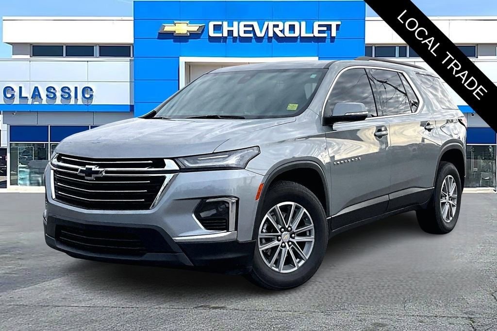 Used 2023 Chevrolet Traverse LT Cloth SUV