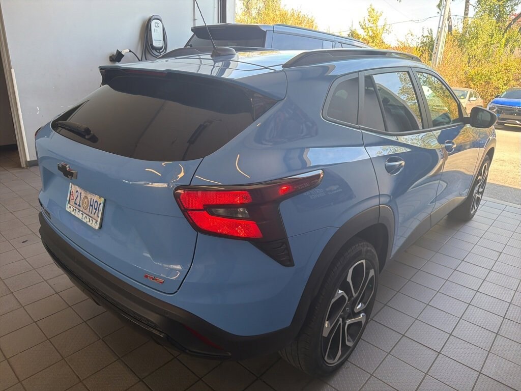 Used 2024 Chevrolet Trax 2RS SUV