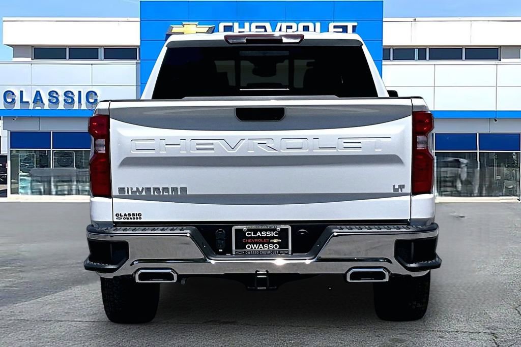 2026 Chevrolet Silverado 1500 LT - Photo 3