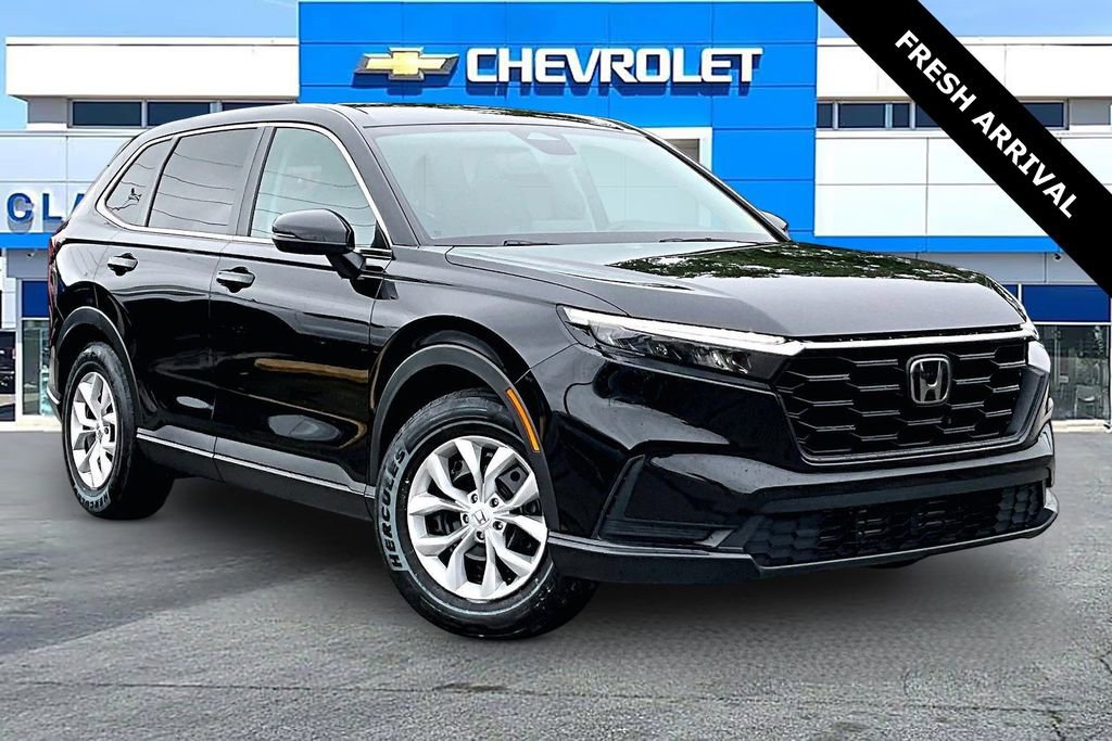 2025 Honda CR-V LX 2WD's photo