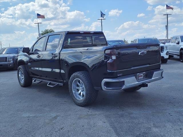 Used 2024 Chevrolet Silverado 1500 LT with VIN 3GCPACEK2RG324969 for sale in Owasso, OK