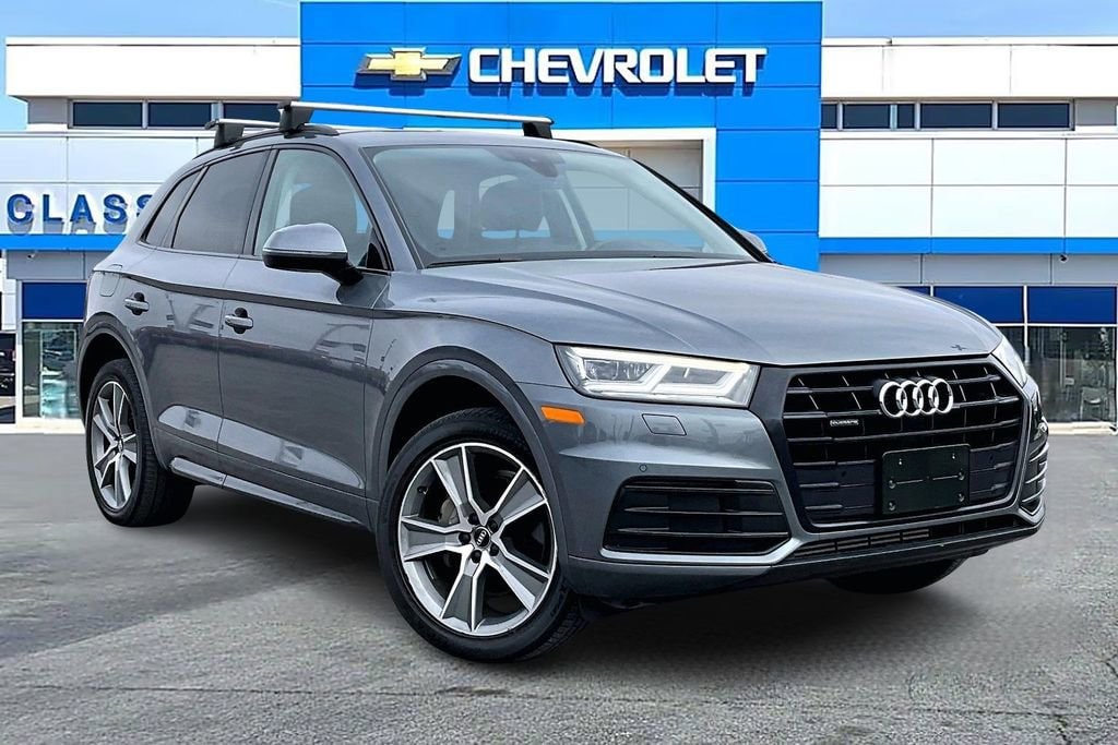 2020 Audi Q5 Premium Plus's photo