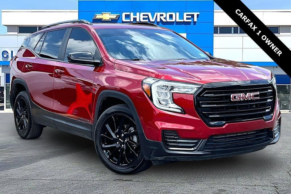 Used 2024 GMC Terrain SLE SUV