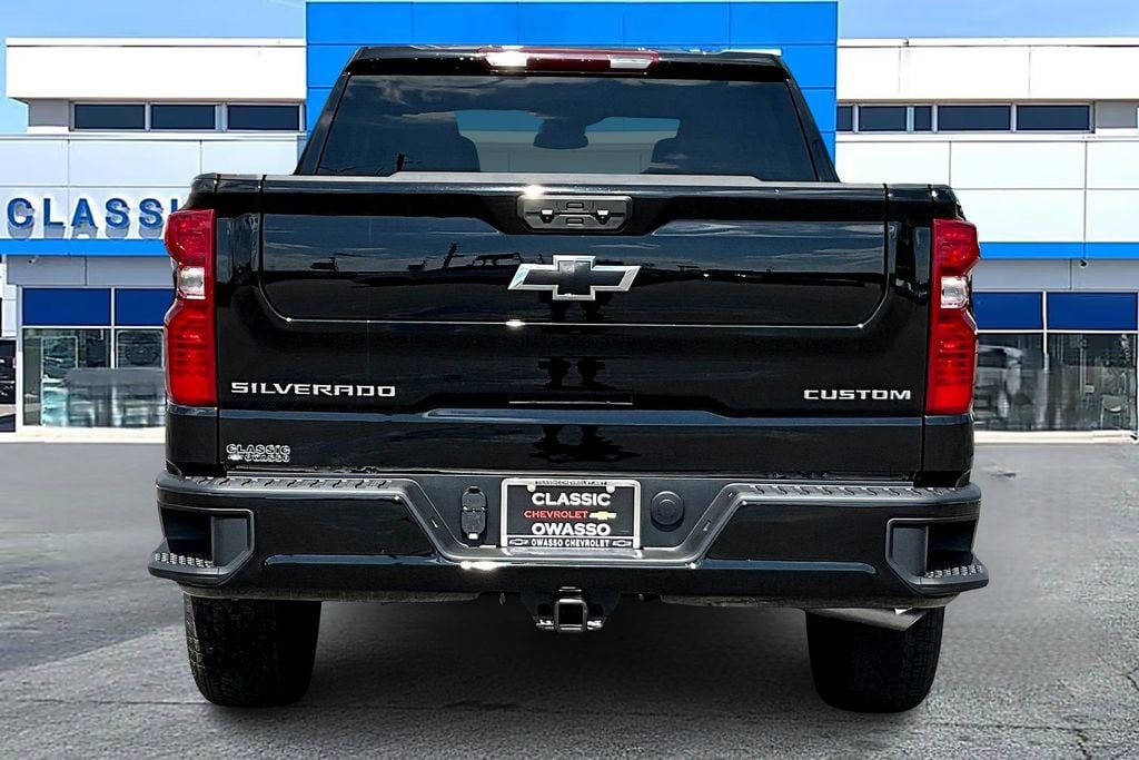 New 2026 Chevrolet Silverado 1500 Custom Truck
