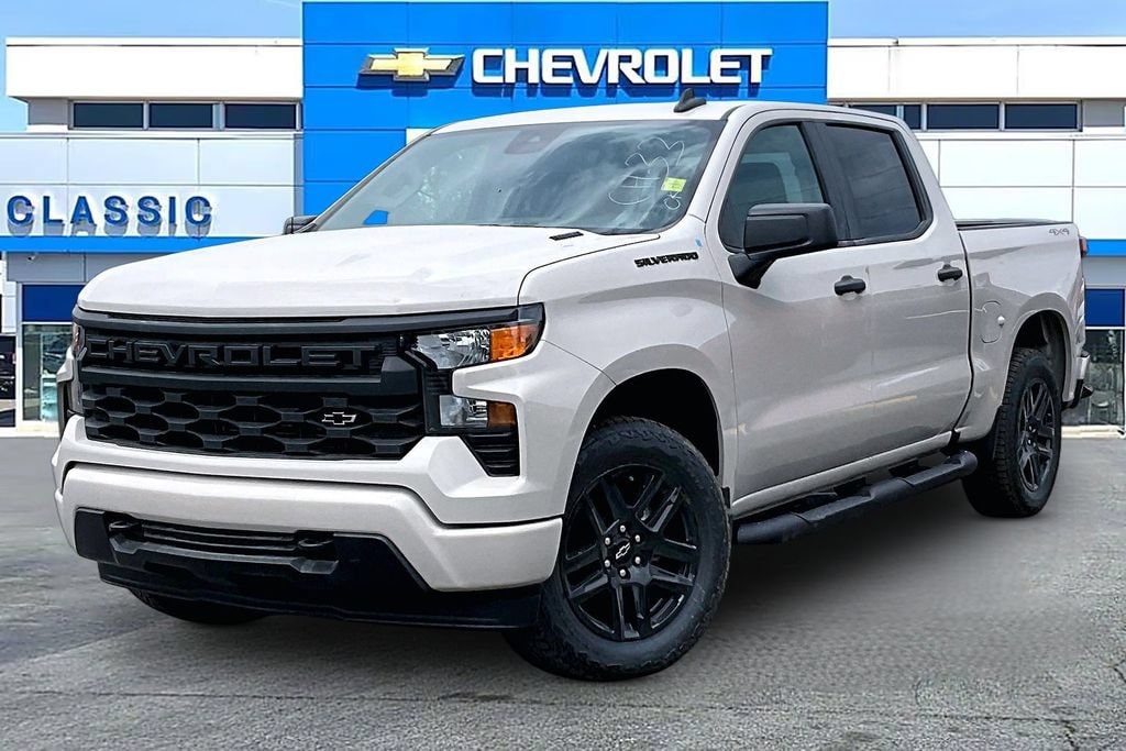 New 2026 Chevrolet Silverado 1500 Custom Truck