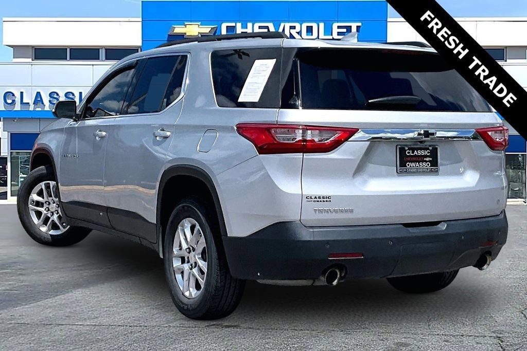 Used 2021 Chevrolet Traverse LT Cloth SUV