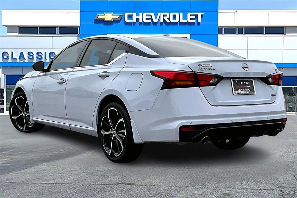 Used 2025 Nissan Altima SR