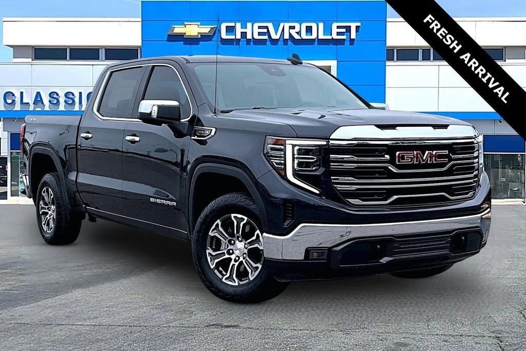 2024 GMC Sierra 4WD Crew Cab Short Box SLT's photo