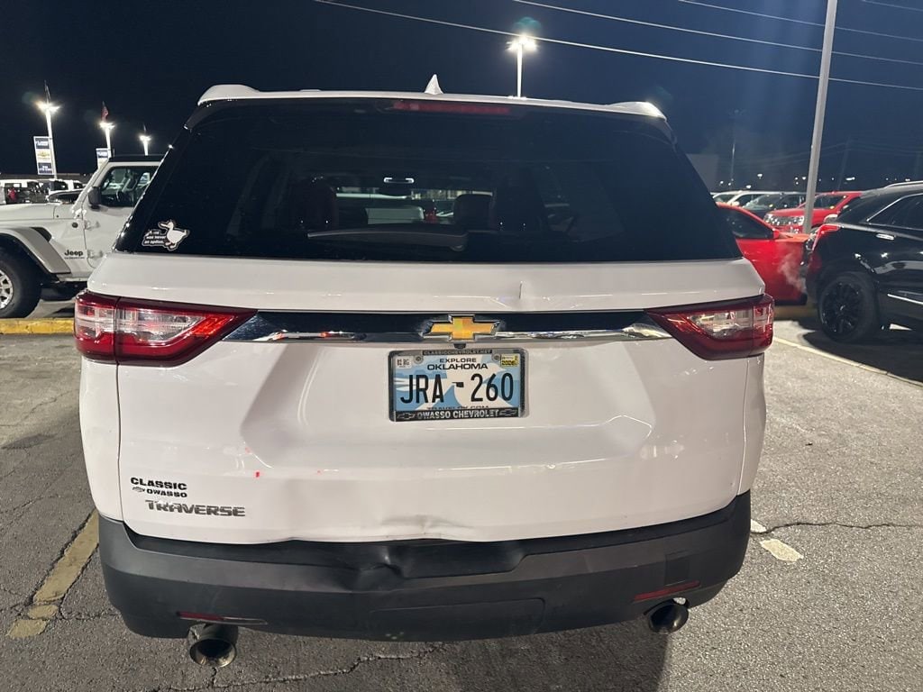 Used 2018 Chevrolet Traverse LS SUV
