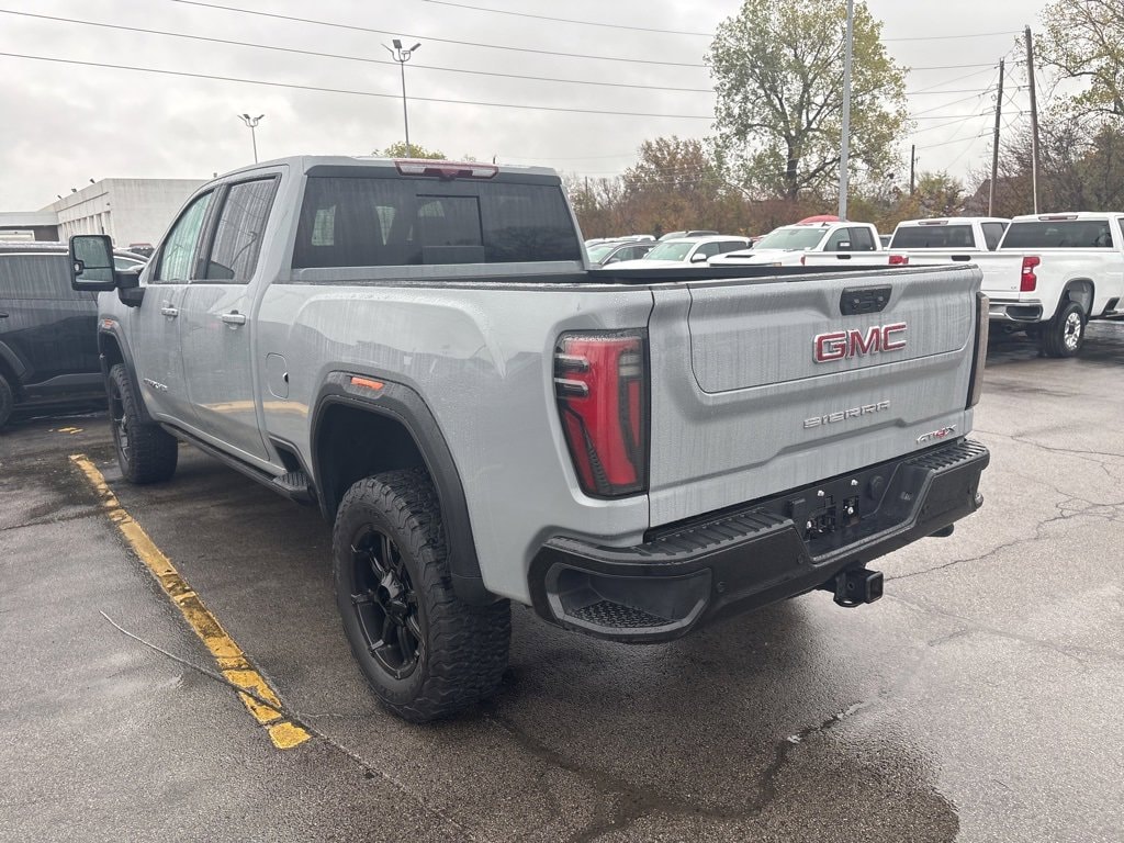 2024 Gmc Sierra 2500 HD AT4X photo 2