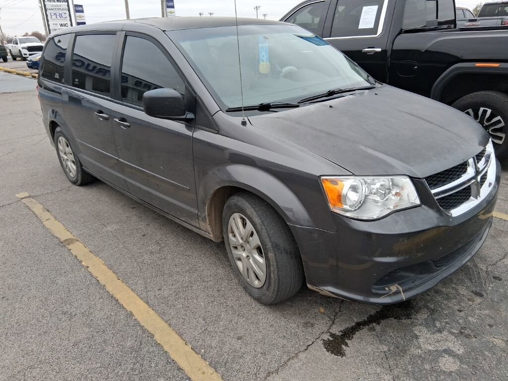 Used 2017 Dodge Grand Caravan SE