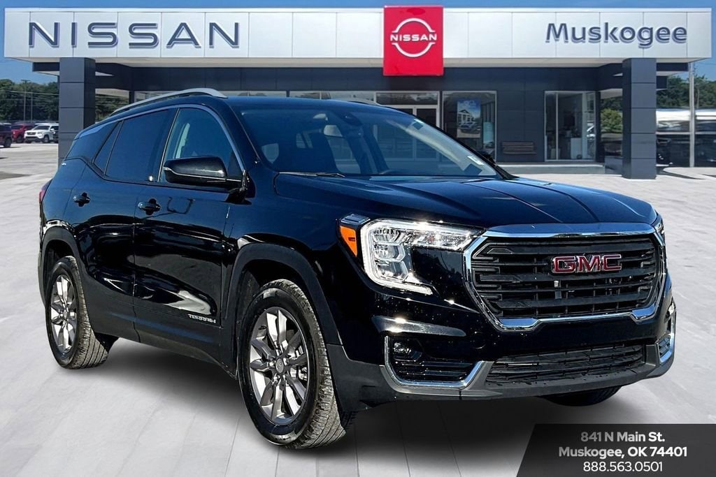 2024 GMC Terrain SLT's photo