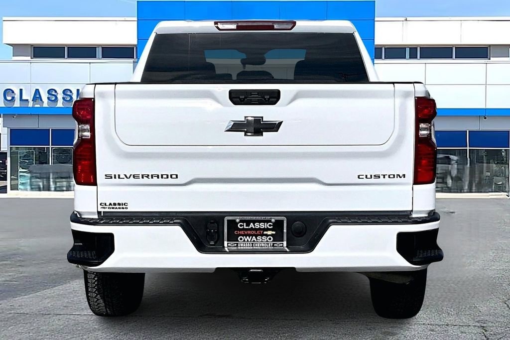 New 2026 Chevrolet Silverado 1500 Custom Truck