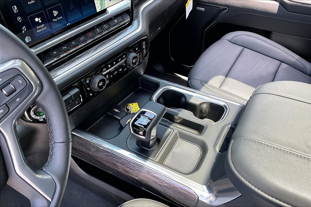 2026 Chevrolet Silverado 1500 LTZ - Photo 8