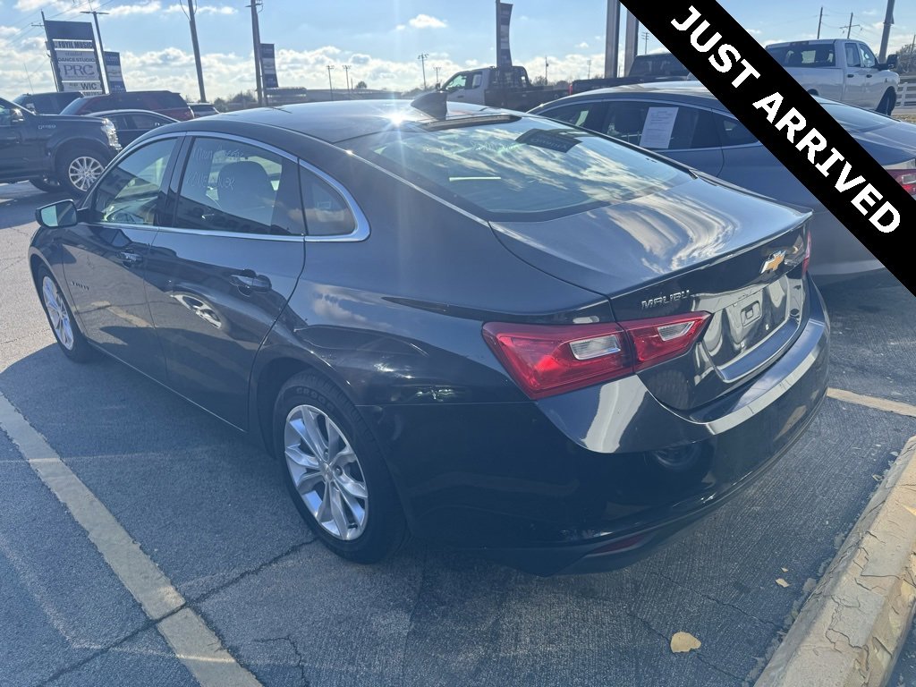 2023 Chevrolet Malibu 1LT photo 3