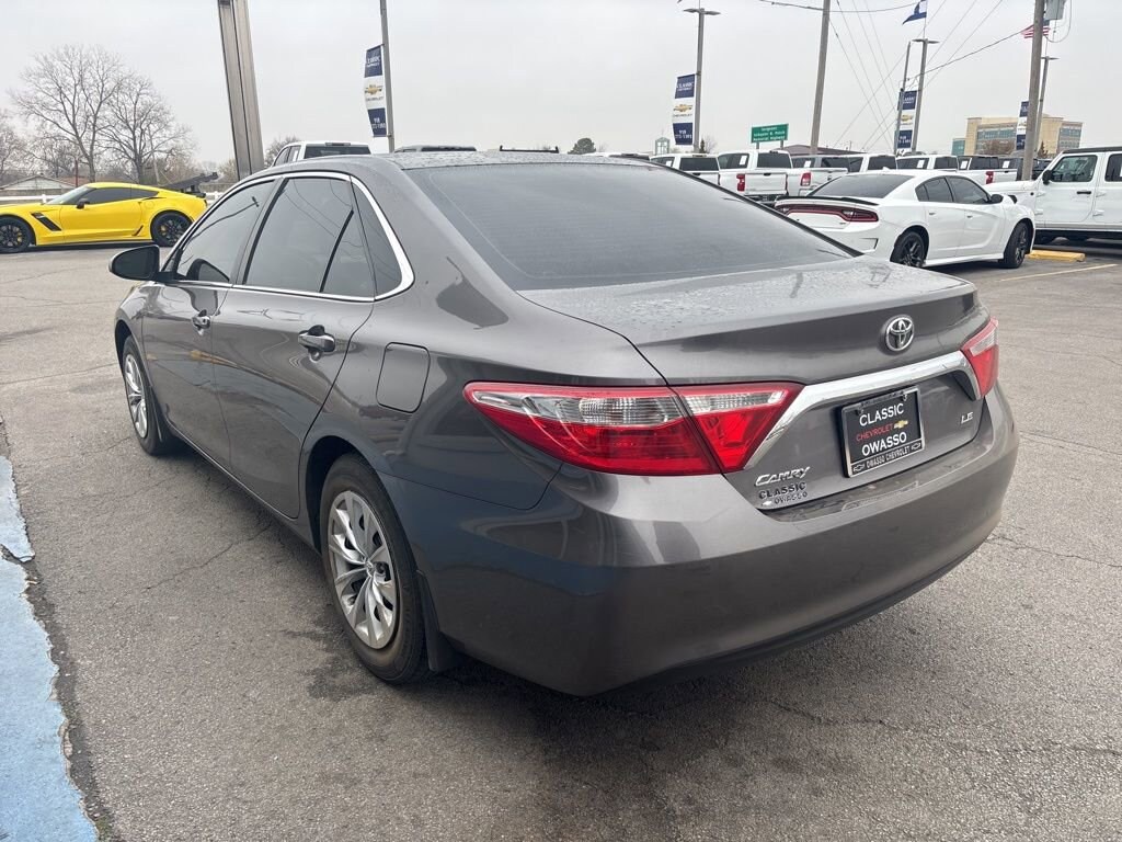 Used 2017 Toyota Camry XLE