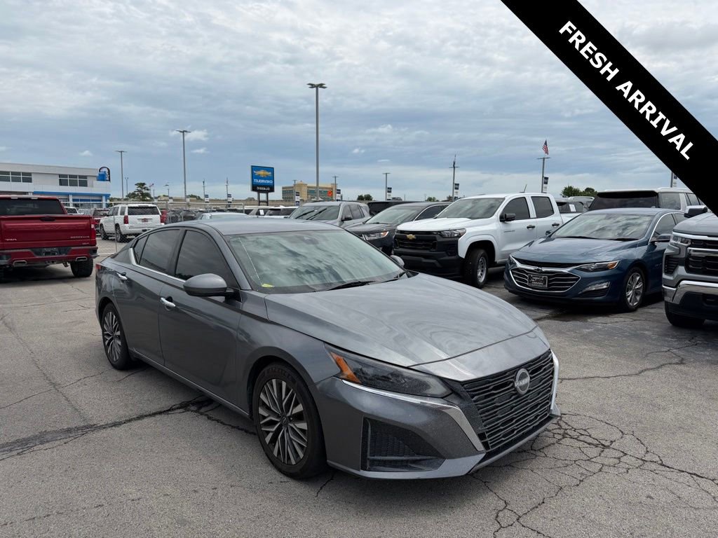 2023 Nissan Altima 2.5 SV's photo