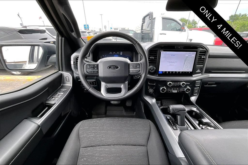 2025 Ford F-150 XLT - Photo 11
