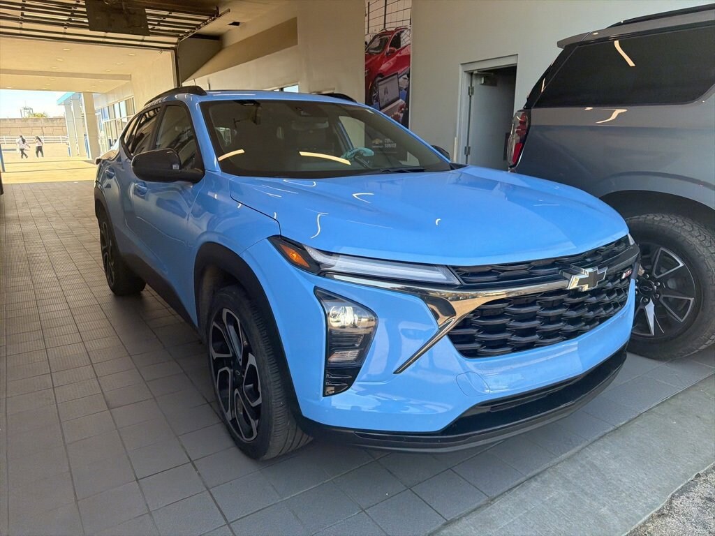 Used 2024 Chevrolet Trax 2RS SUV