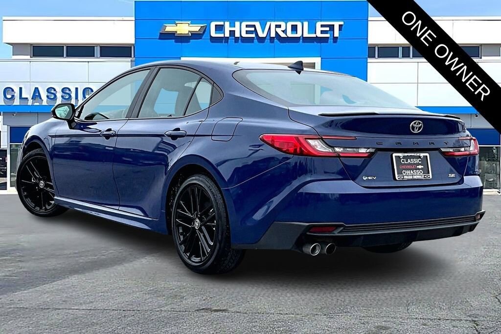 Used 2025 Toyota Camry LE