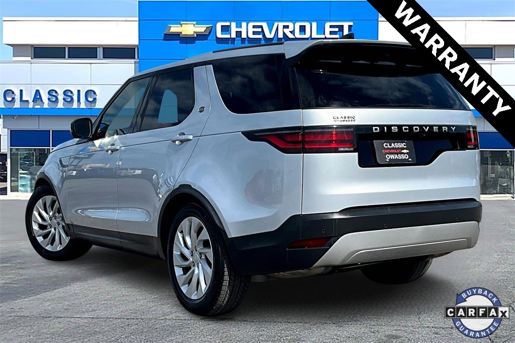 2024 Land Rover Discovery S photo 4