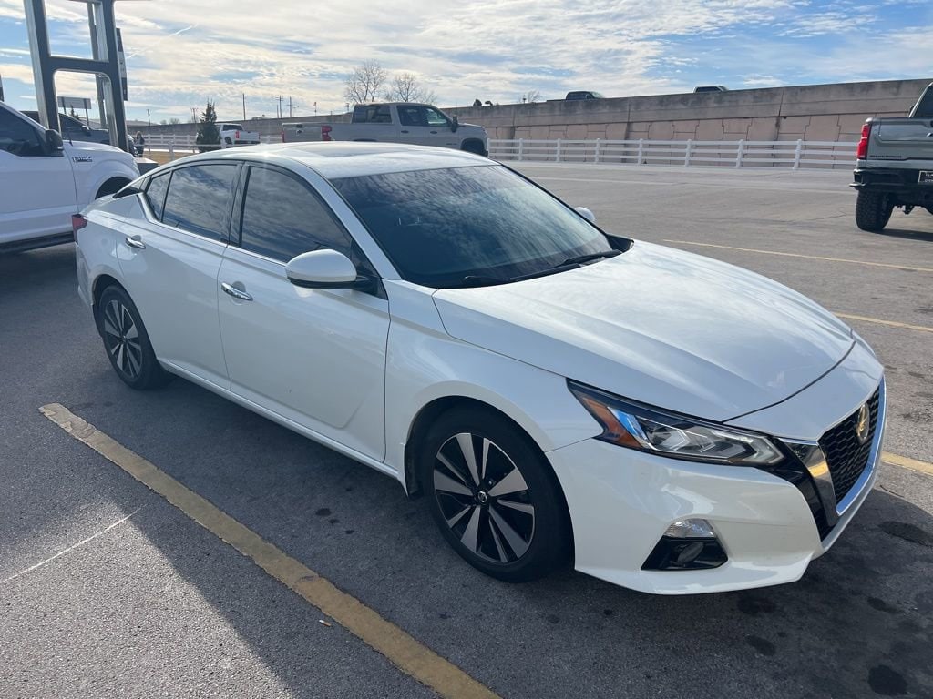 2020 Nissan Altima SV