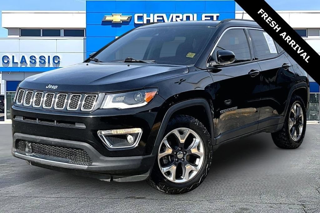 Used 2018 Jeep Compass Limited with VIN 3C4NJDCB0JT349445 for sale in Owasso, OK