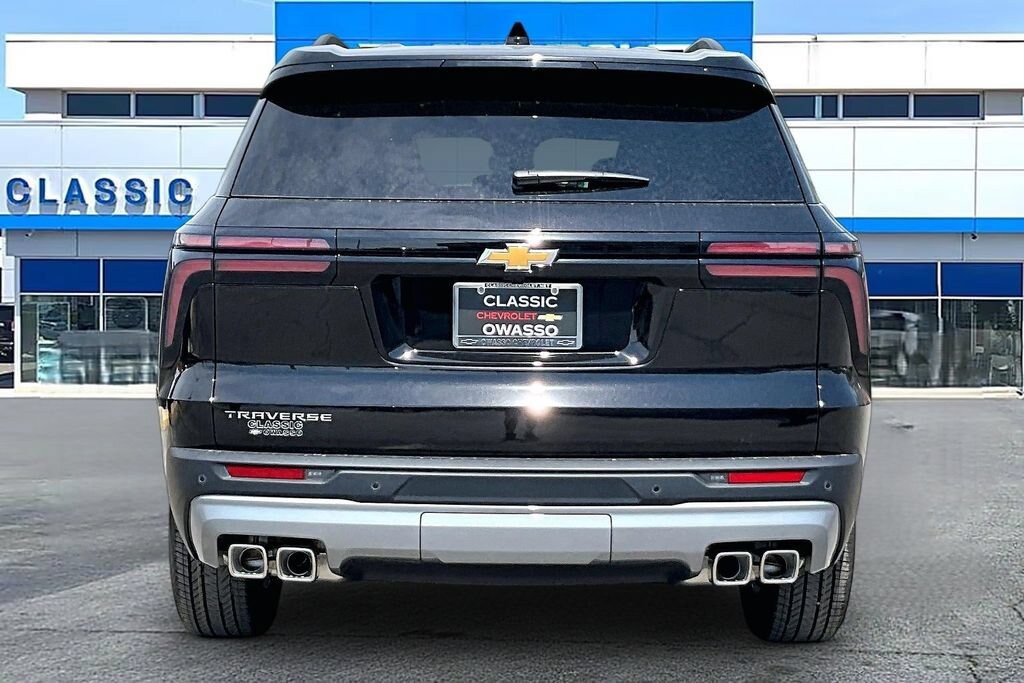 New 2027 Chevrolet Traverse LT SUV