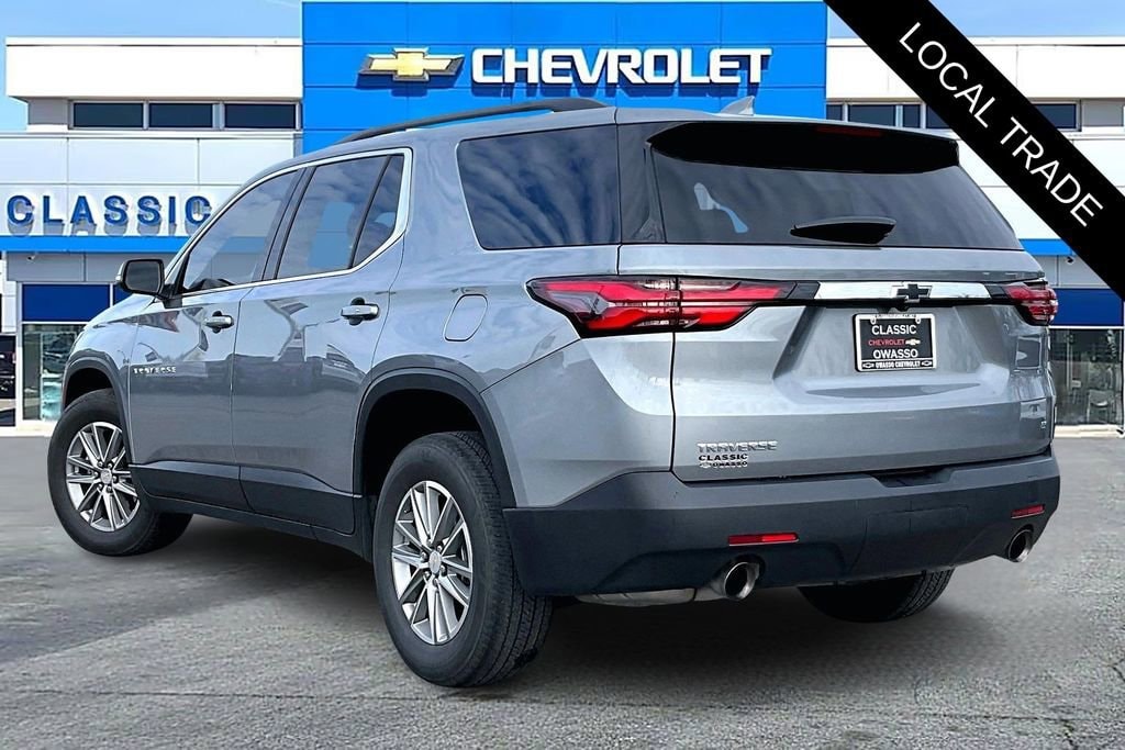 Used 2023 Chevrolet Traverse LT Cloth SUV
