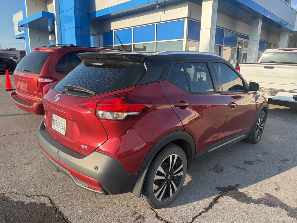 Used 2020 Nissan Kicks SR