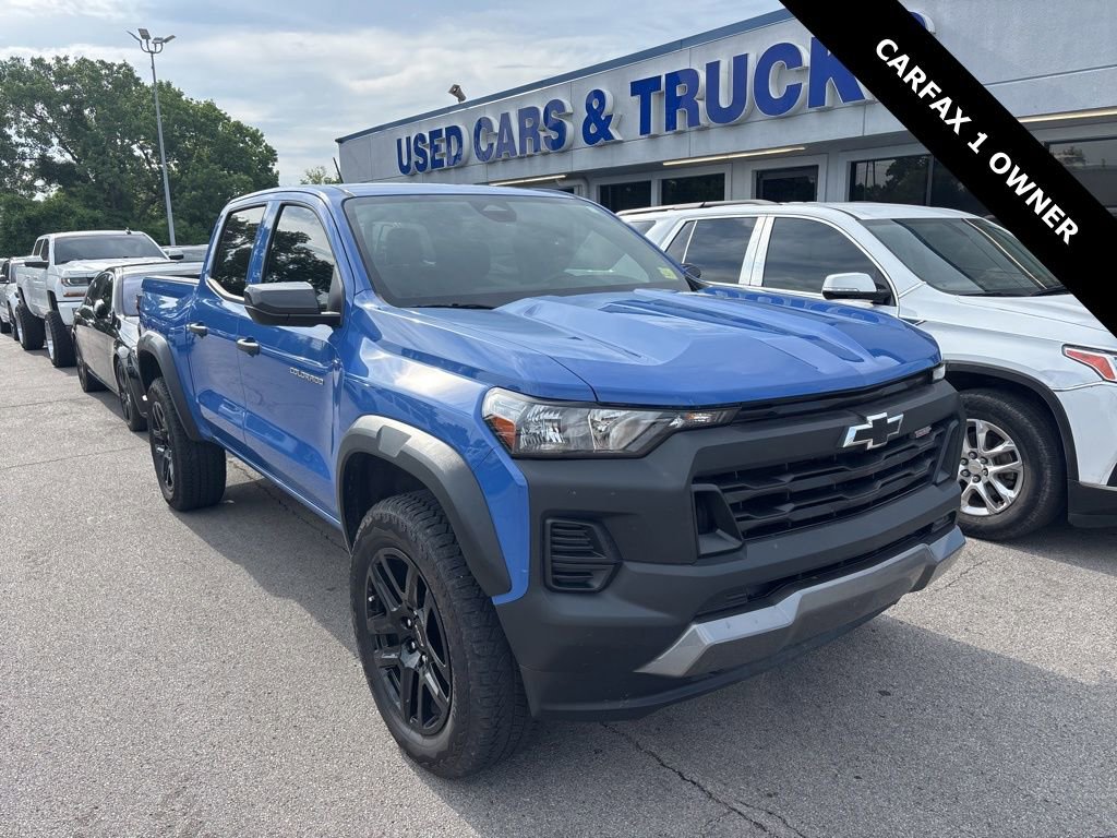 2025 Chevrolet Colorado 4WD Trail Boss Crew Cab Short Box's photo