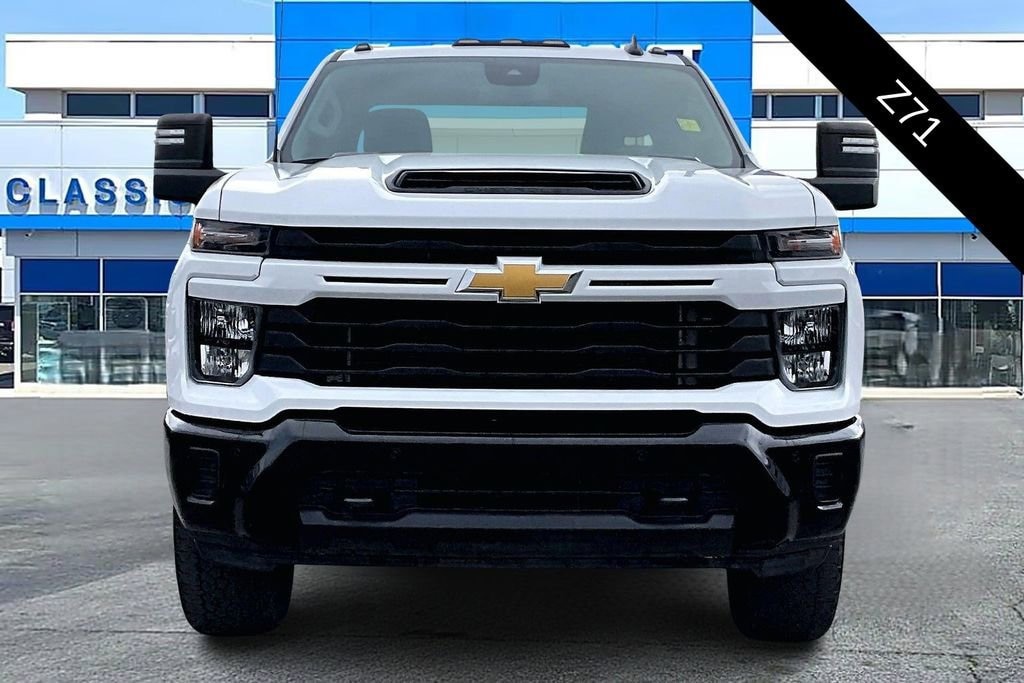 Used 2025 Chevrolet Silverado 2500 HD Custom Truck