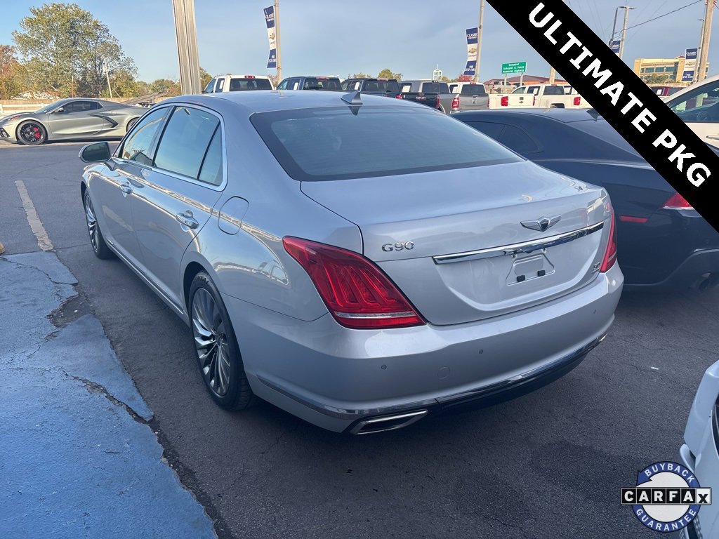 2017 Genesis G90 5.0L Ultimate photo 2