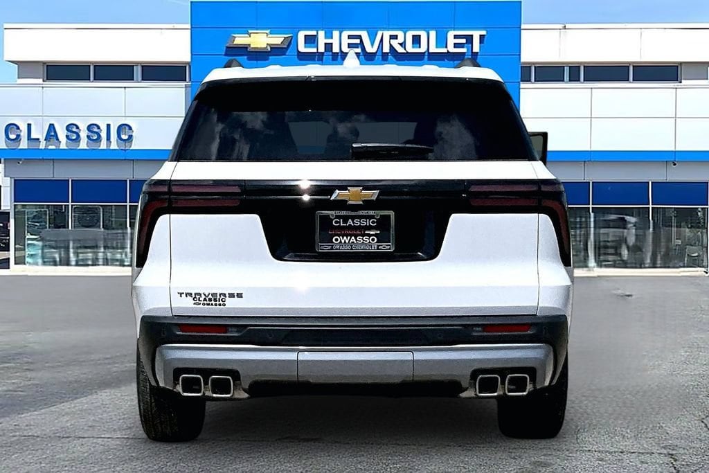 New 2026 Chevrolet Traverse LT SUV