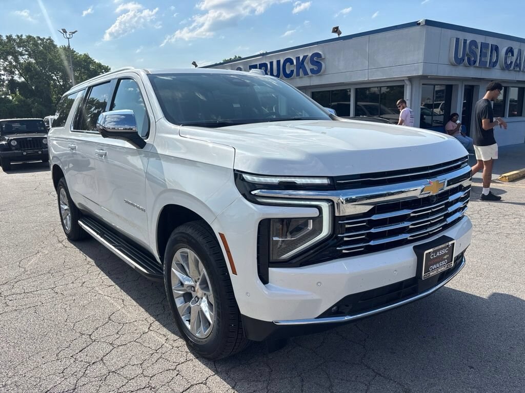 Used 2025 Chevrolet Suburban Premier SUV