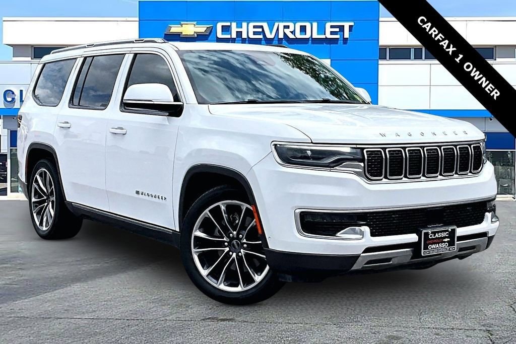 2022 Jeep Wagoneer Series III 4WD's photo