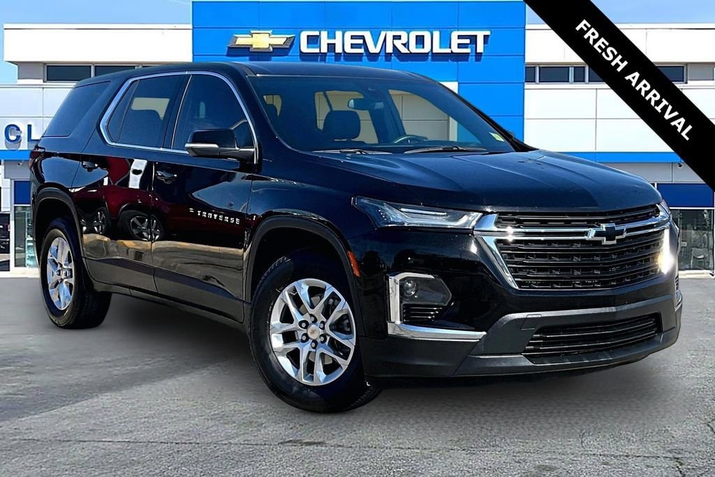 Used 2023 Chevrolet Traverse LS SUV
