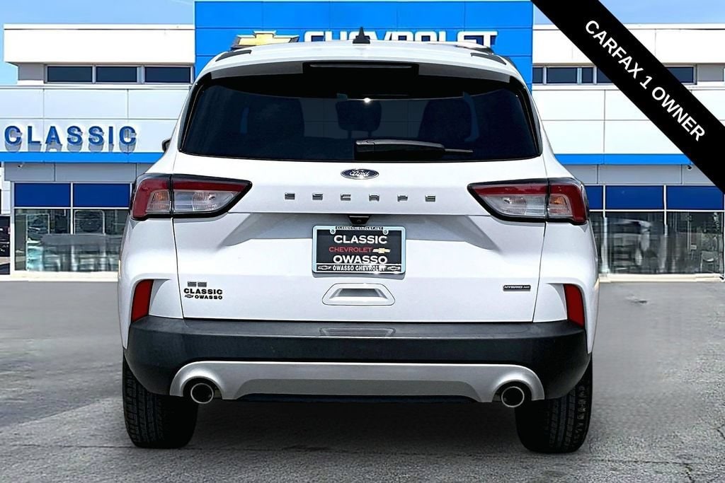 Used 2022 Ford Escape SE Hybrid