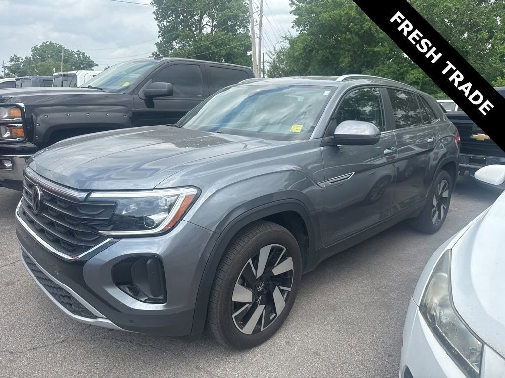 2025 Volkswagen Atlas Cross Sport 2.0T SE w/Tech 4MOTION's photo