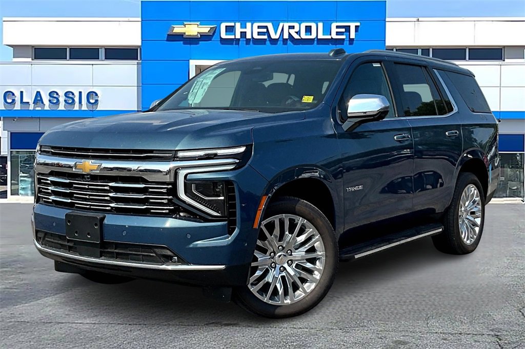 2025 Chevrolet Tahoe Premier photo 2
