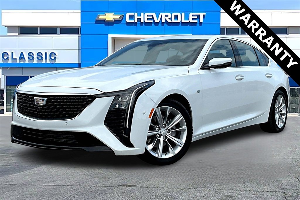 2025 Cadillac CT5 Premium Luxury photo 3