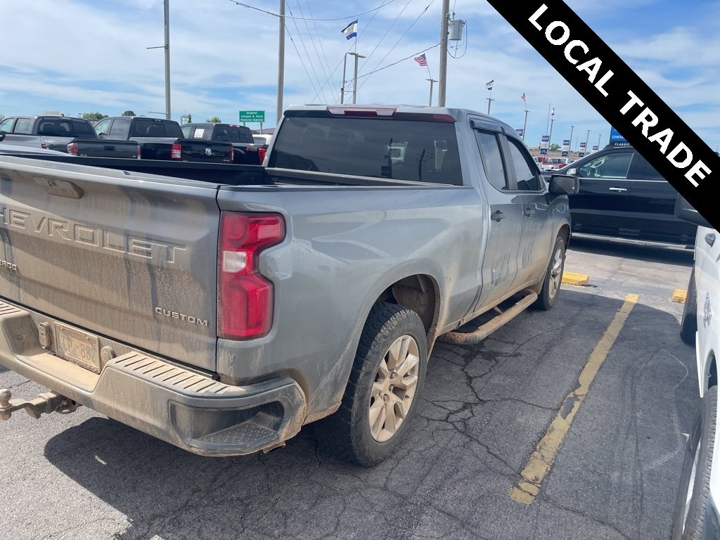 Used 2022 Chevrolet Silverado 1500 Limited Custom with VIN 1GCRWBEK9NZ125951 for sale in Owasso, OK